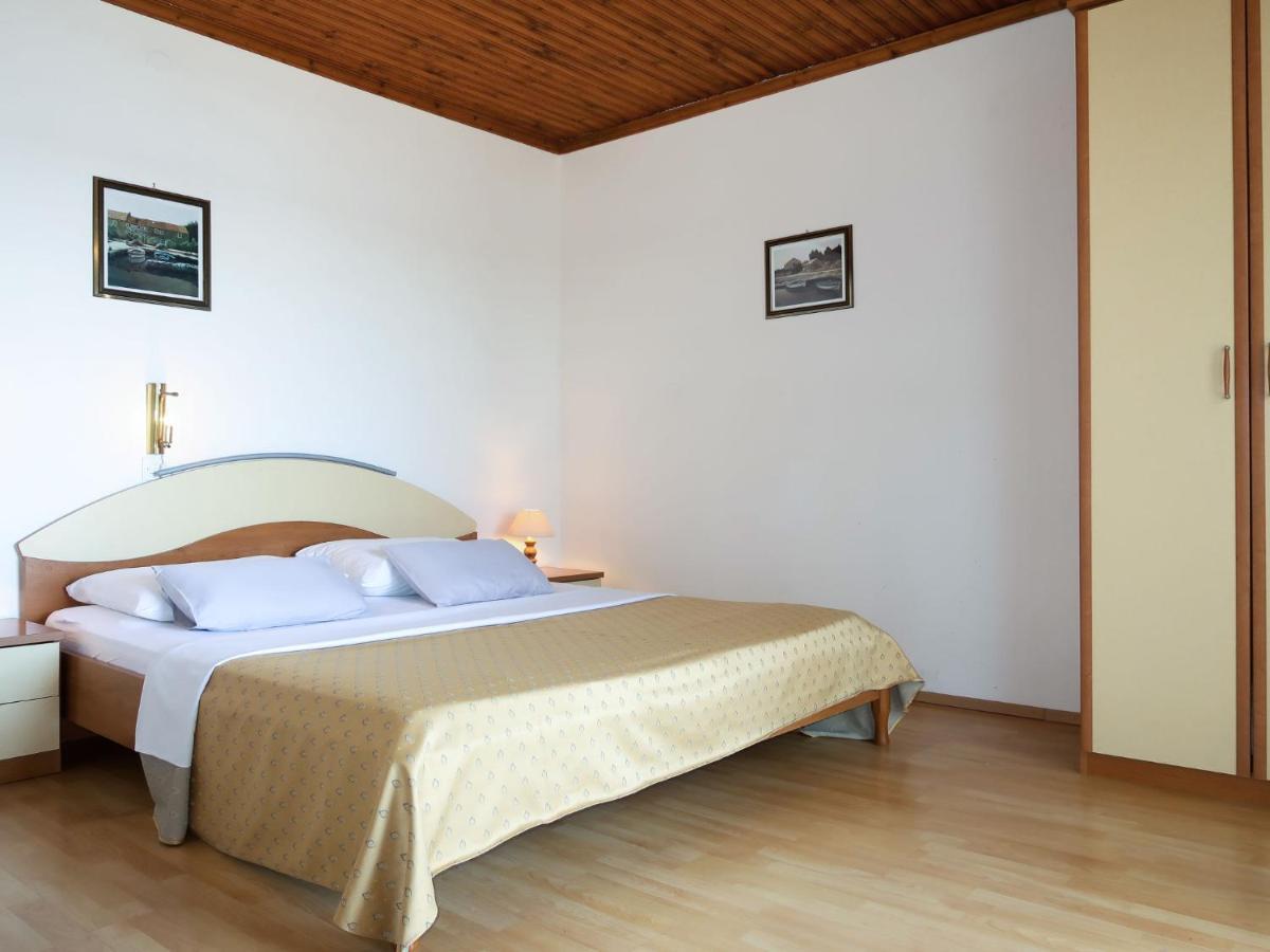 Apartment Ana - Rab166 By Interhome Barbat na Rabu 外观 照片
